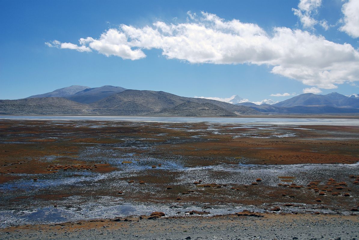 16 Drolung Tso Lake On The Drive To Saga After cresting the pass after Peiko Tso, the road passes Drolung Tso Lake.